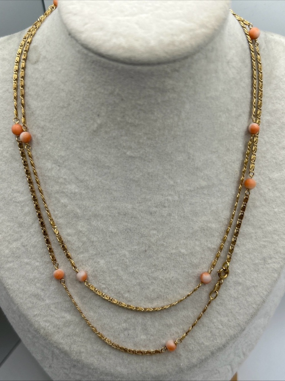 Vintage 18K  Necklace Angel Skin Coral Bead Stations 10.2 Gms Estate Find Signed